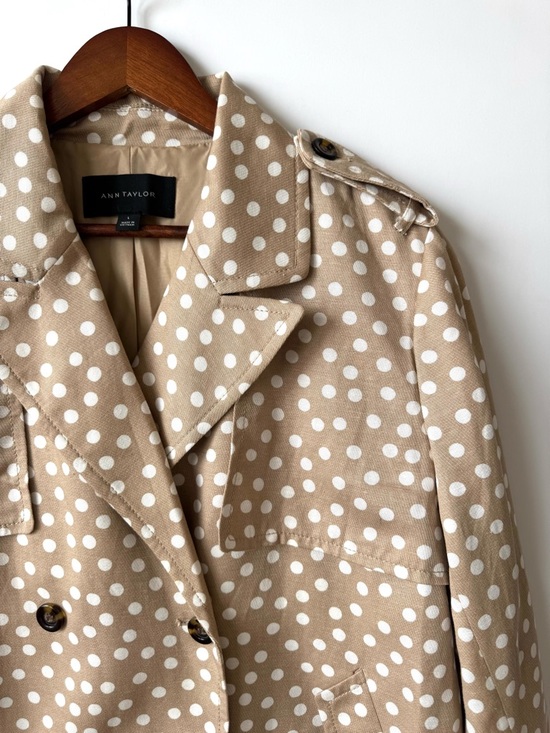 Ann Taylor Dotted Swing Trench Coat Tan Large - Picture 4 of 13